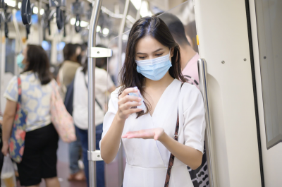 Studi: Penggunaan Masker dan Jaga Jarak Bisa Hentikan Penyebaran Covid-19